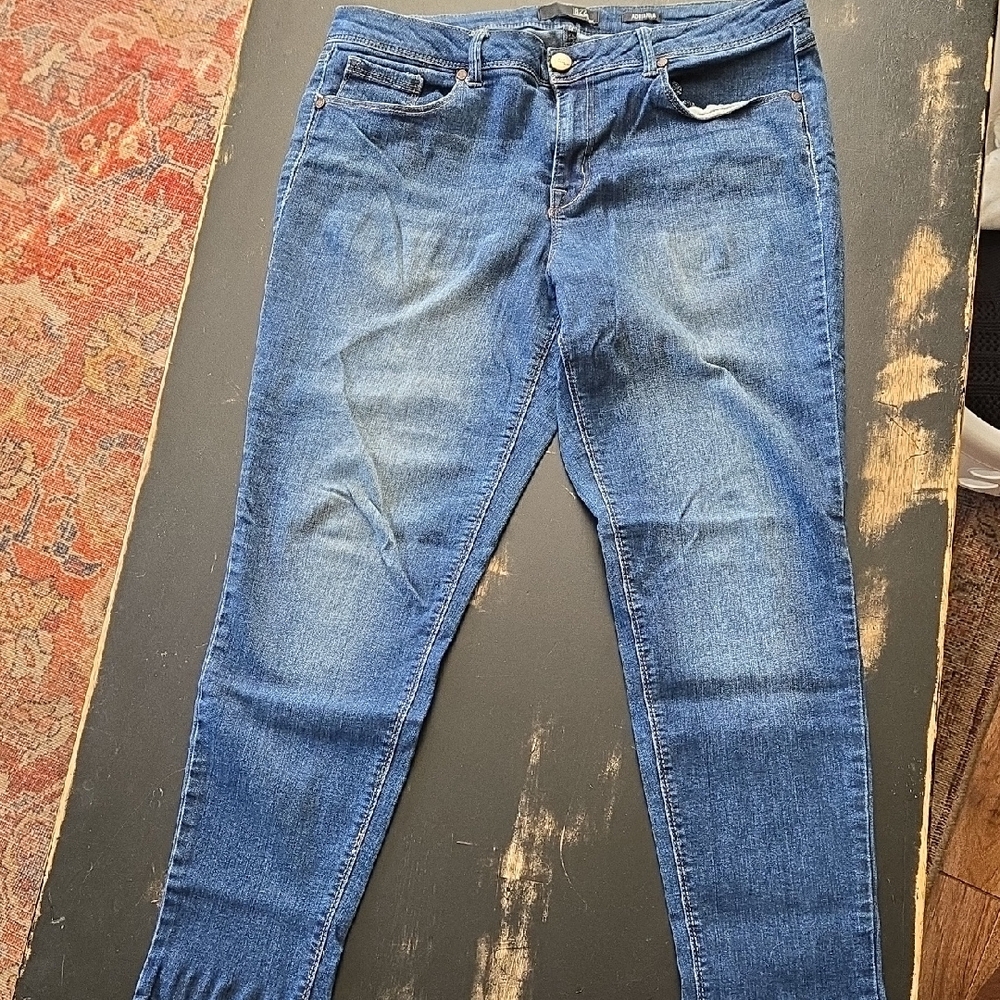 1822 Classic Blue Skinny Jeans with Natural Fading